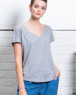 Women's Loose Fit V Neck T