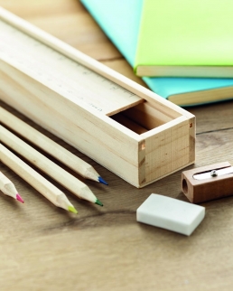 Set di matite in box di legno 